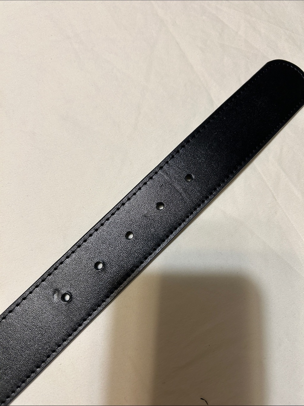 Gucci Black Leather Belt with Double G Silver-Tone Buckle - Picture 5 of 8